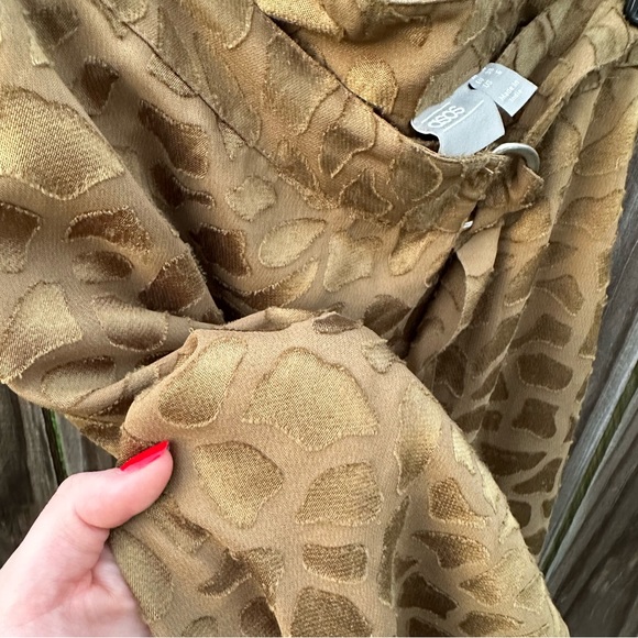 ASOS Green Midi wrap skirt ✨ - Picture 4 of 6